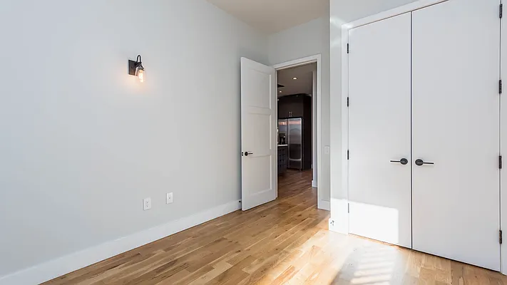 Rented by Nooklyn NYC LLC | media 45