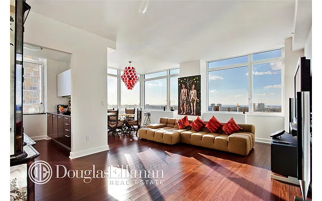 Rented by Douglas Elliman | media 2