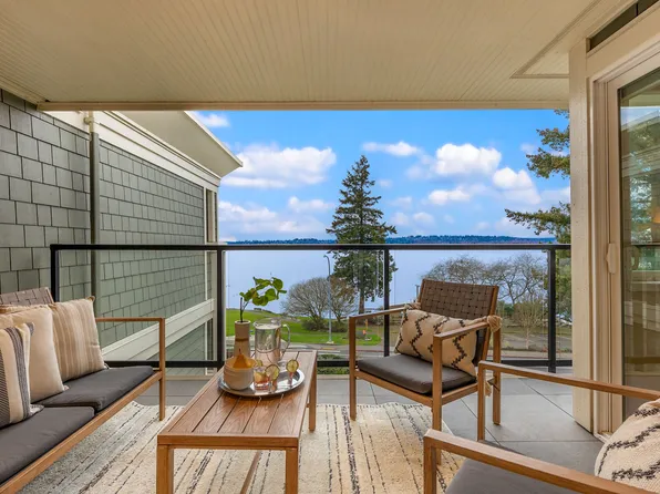 6620 Lake Washington Blvd NE, Kirkland, WA 98033