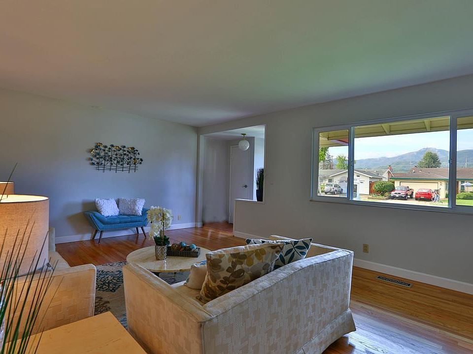 1st image of 1051 Redmond Ave