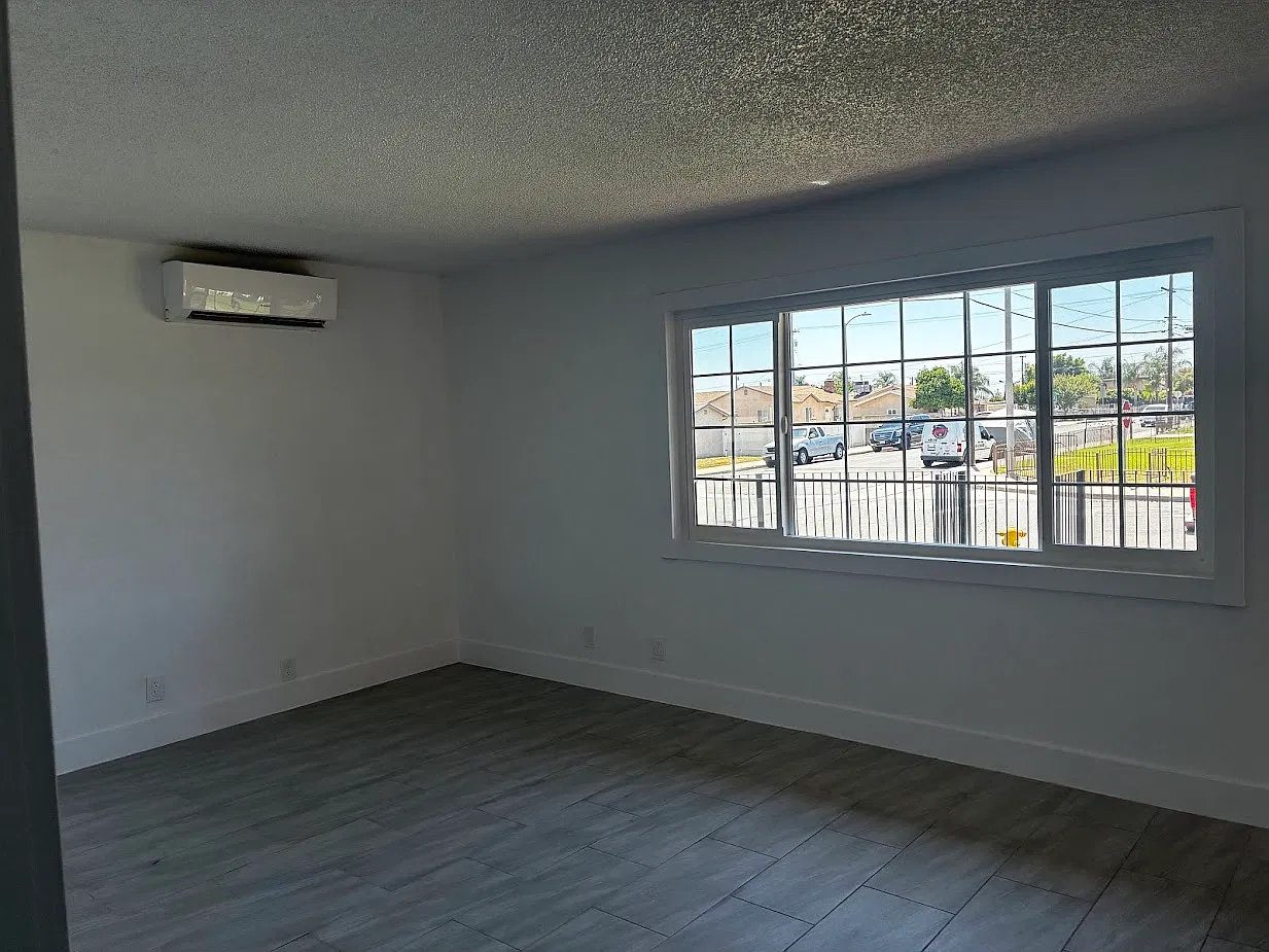 2 bed, 920 sqft, $2,800 — Photo 4