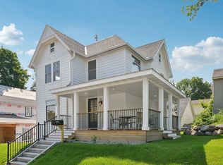 109 Pine St E, Stillwater, MN 55082