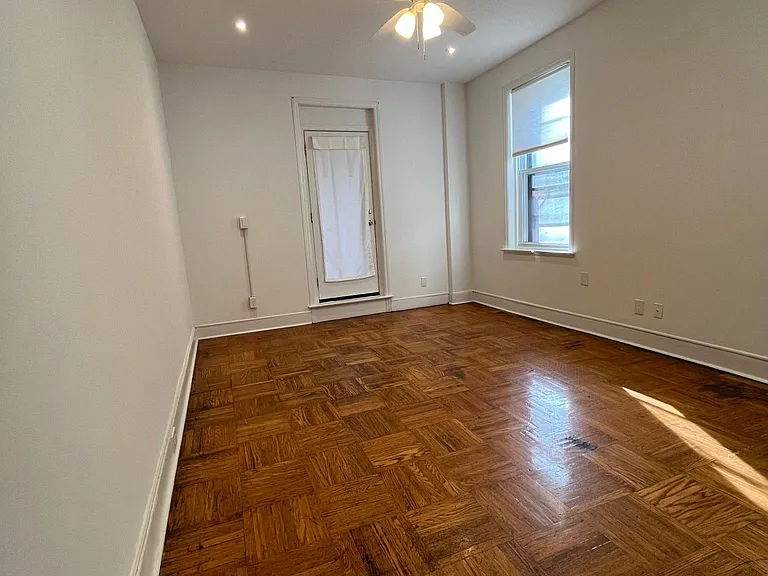 1302 Pine St #1 — Photo 20