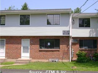 65 Bentwood Dr APT 2, Waterbury, CT 06705