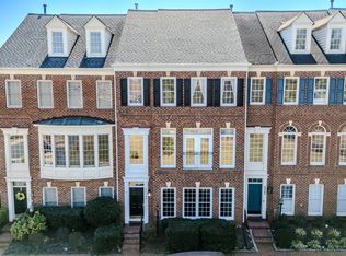 43795 Apache Wells Ter, Leesburg, VA 20176