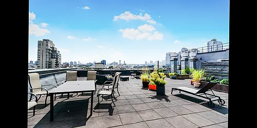 Rented by R New York