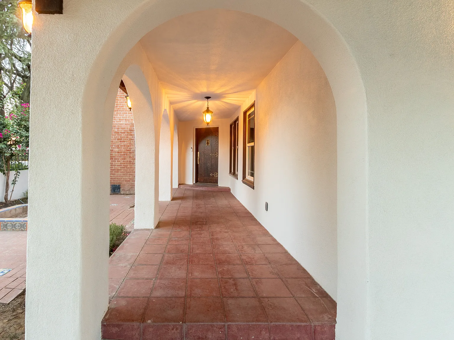 3 bed, 1671 sqft, $3,500 — Photo 2
