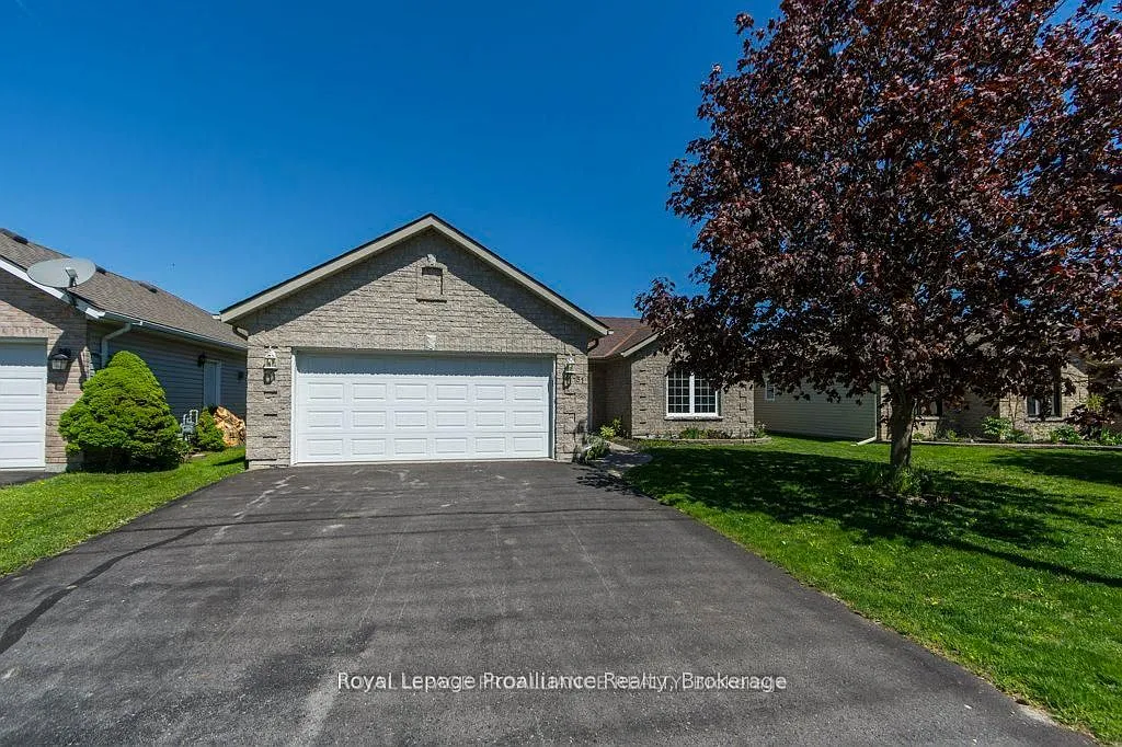 2 bed, $2,600 — Photo 4