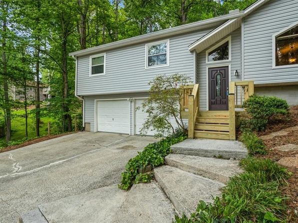 832 Wyntuck Dr NW, Kennesaw, GA 30152