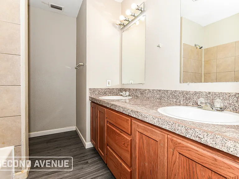 318 Woodard St — Photo 13