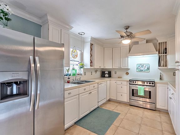 3rd image of 1816 Enterprise Ave #1816B