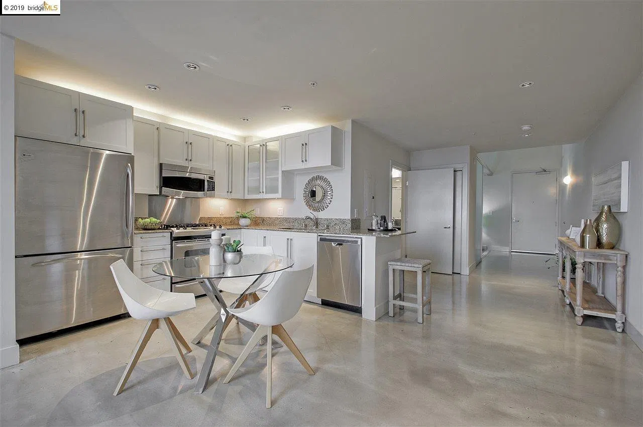 2 bed, 1283 sqft, $3,650 — Photo 3