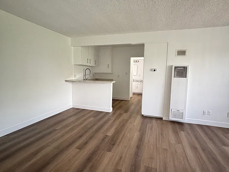 9361 Cellini Ave #6 — Photo 9
