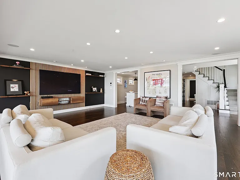 19 Middle Beach Rd — Photo 7