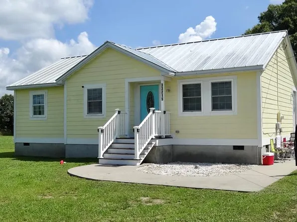 33215 Chamberlain Rd, Painter, VA 23420