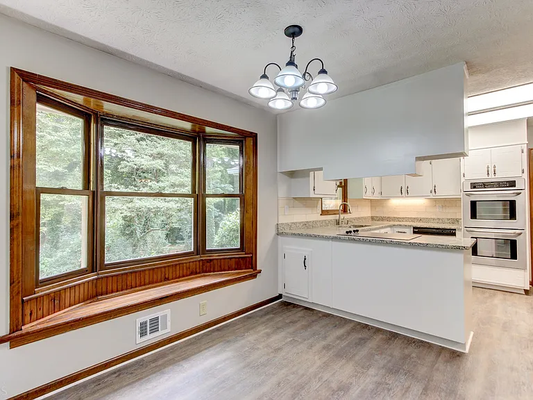 130 Aspen Way — Photo 17