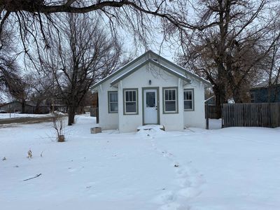 102 S Western Ave, Fairview, MT, 59221