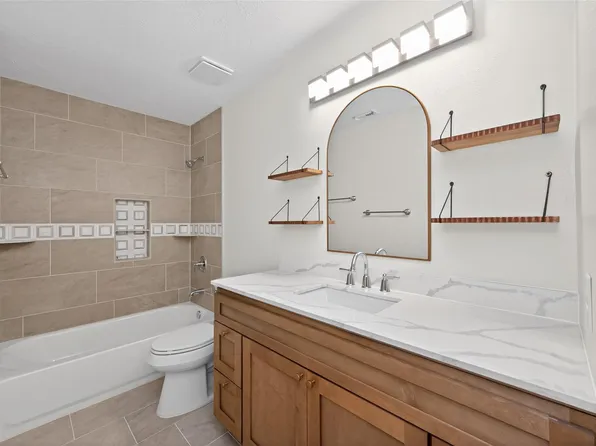 11506 Aucuba Ln, Houston, TX 77095