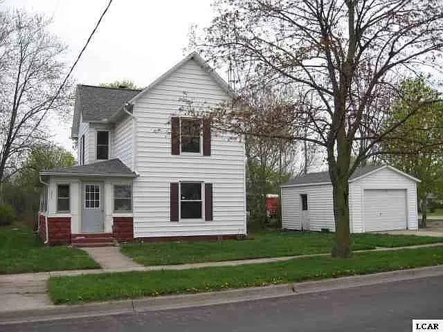 201 Raisin St photo 1