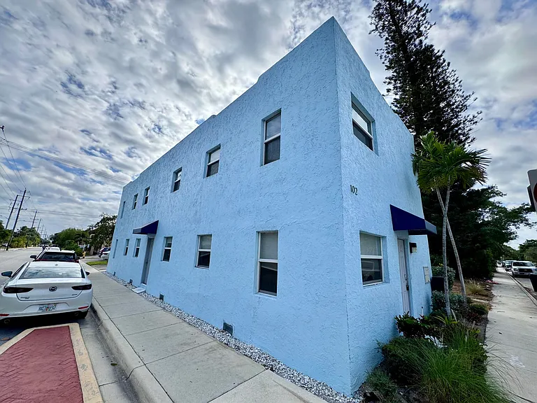 102 S K St #1 — Photo 11