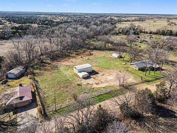 5th image of 16310 Crosslin Rd