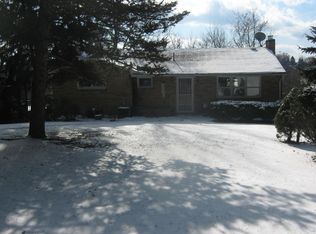 1576 Vermont Ave, White Oak, PA
