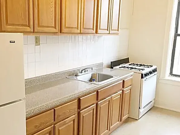3420 Newkirk Avenue image 1 of 5
