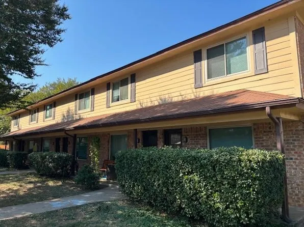 212 W Val Verde Cir, Keene, TX 76059