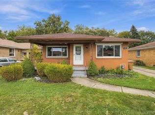 19 Trudy Ln, Cheektowaga, NY 14227