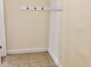 147 Rowe St #1, New Haven, CT 06513