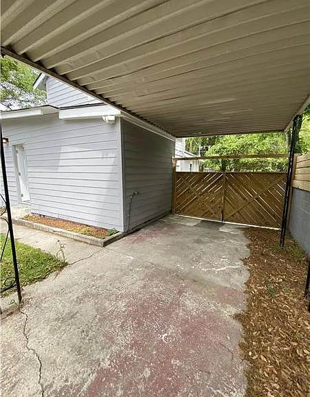 615 Orchard St — Photo 17