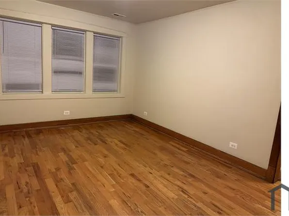 4203 W Walton St #1, Chicago, IL 60651