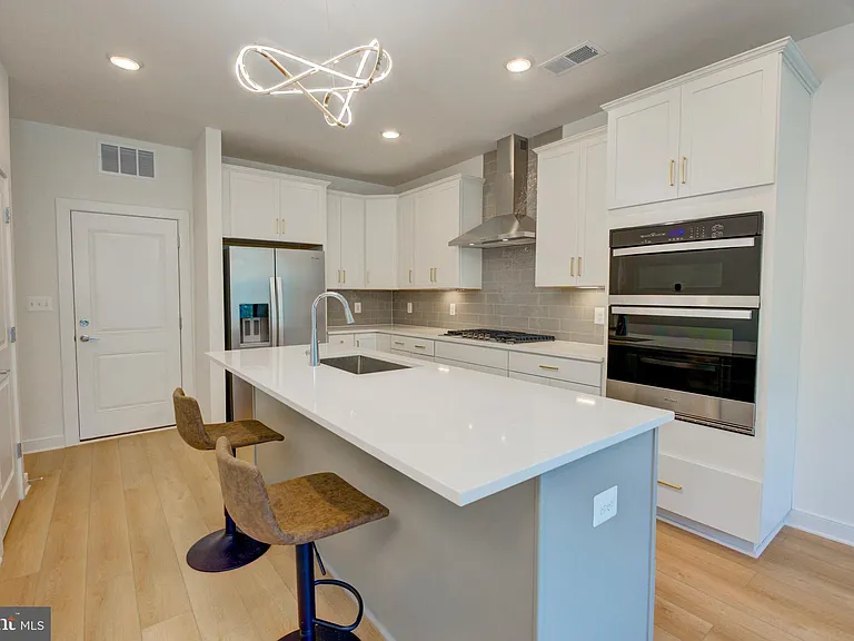 16108 Frederick Rd — Photo 16