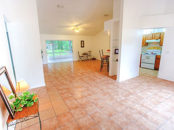 3rd image of 2220 Bancroft Blvd