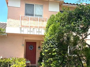 20882 NW 3rd Ct, Hollywood, FL 33029