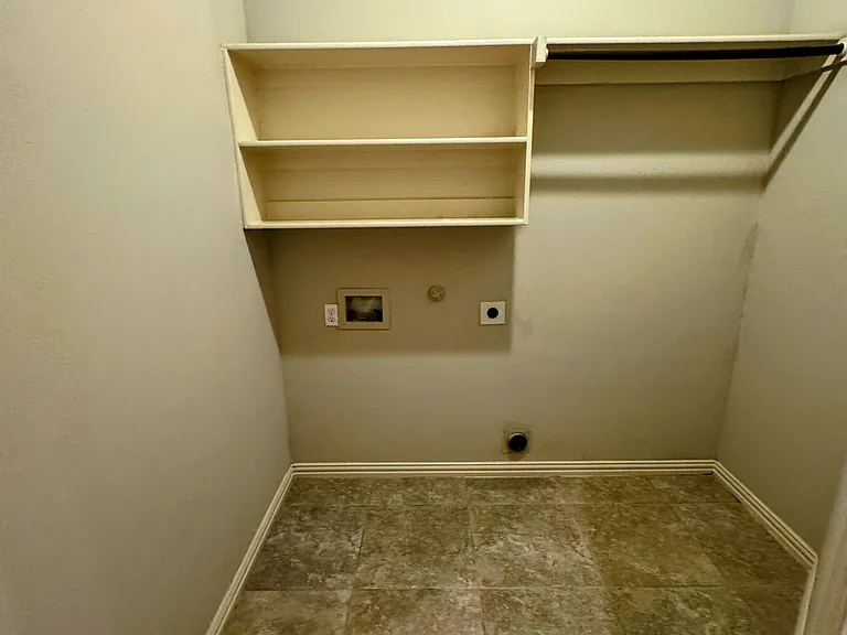 236 Archer Way — Photo 18