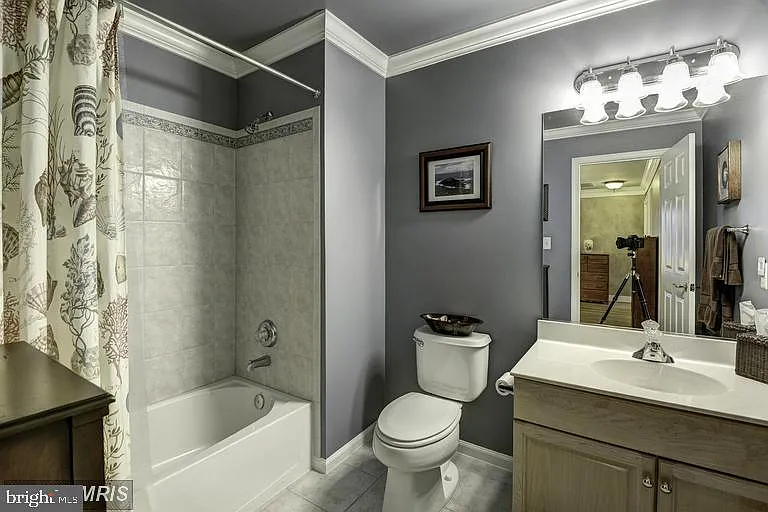 10501 Chancery Ct — Photo 8