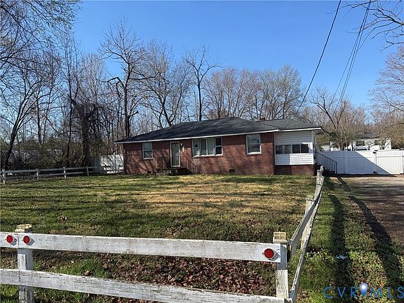 2nd image of 538 Beech St