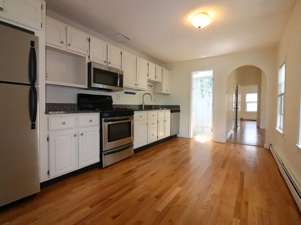 13 Vinton St #3, South Boston, MA 02127