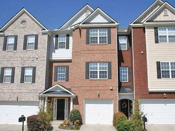 2207 Pebble Beach Dr, Lawrenceville, GA 30043