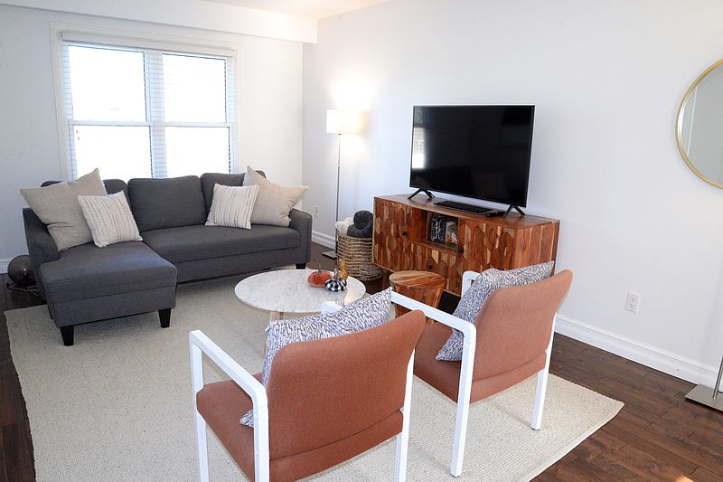 Peterborough Apartment for rent - 2 Bedrooms — photo 4
