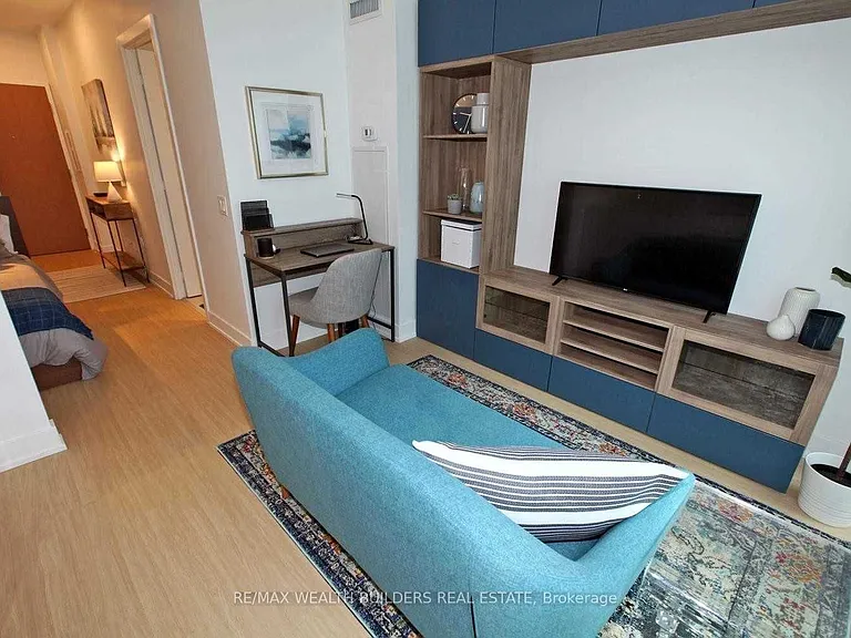 7 Grenville St #1108 — Photo 7