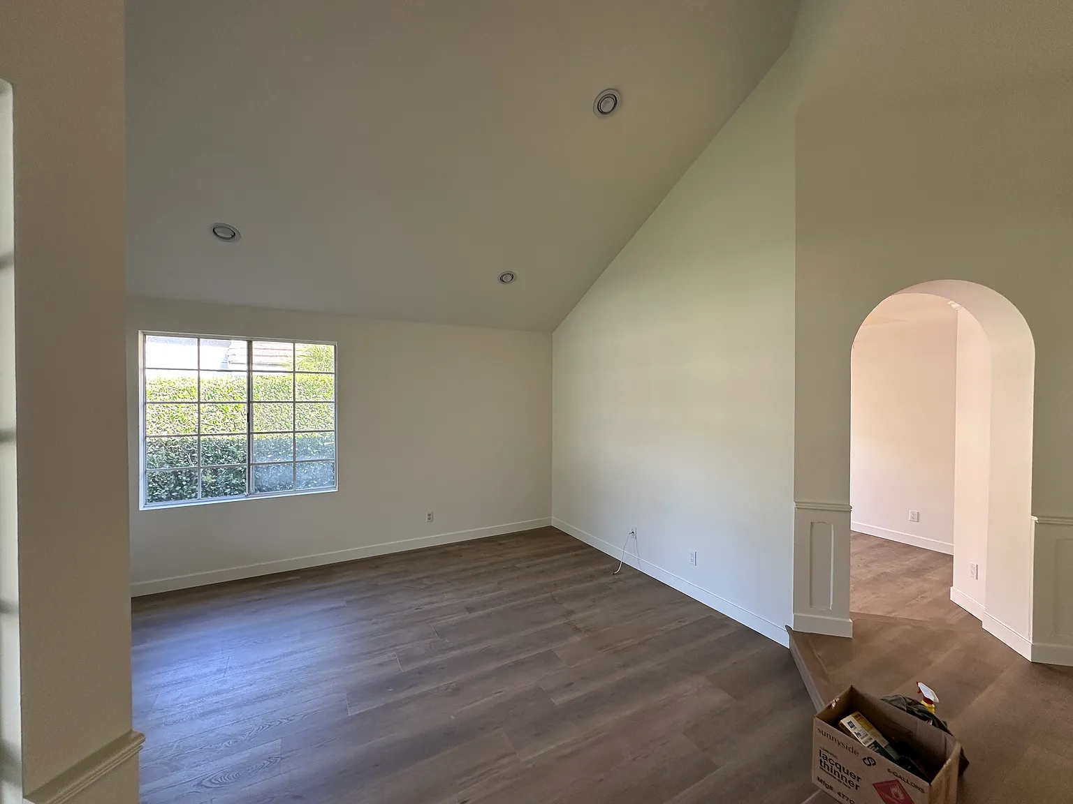 4 bed, 1891 sqft, $4,400 — Photo 2