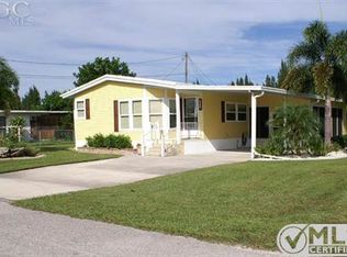 5026 Curlew Dr, Saint James City, FL 33956
