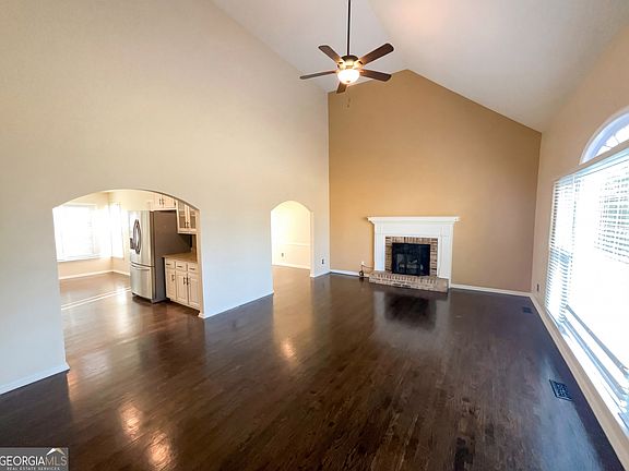 3rd image of 2903 Pendleton Ln SW