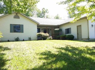 10066 N Hasse Ct, Syracuse, IN 46567