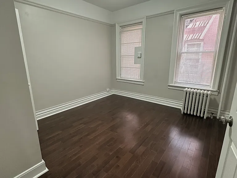 123-126 Corbin Ave #202 — Photo 3