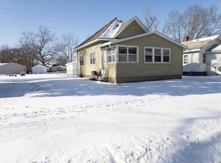 1133 Columbia St, Waterloo, IA 50703