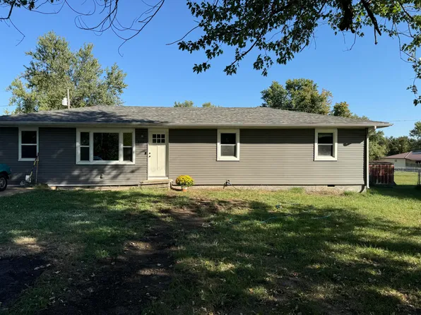 625 W Hughs Street, Bolivar, MO 65613
