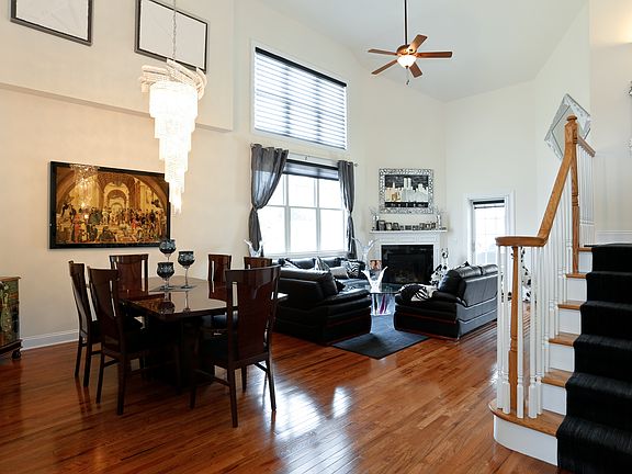 4th image of 1801 Ewing Pl #1801